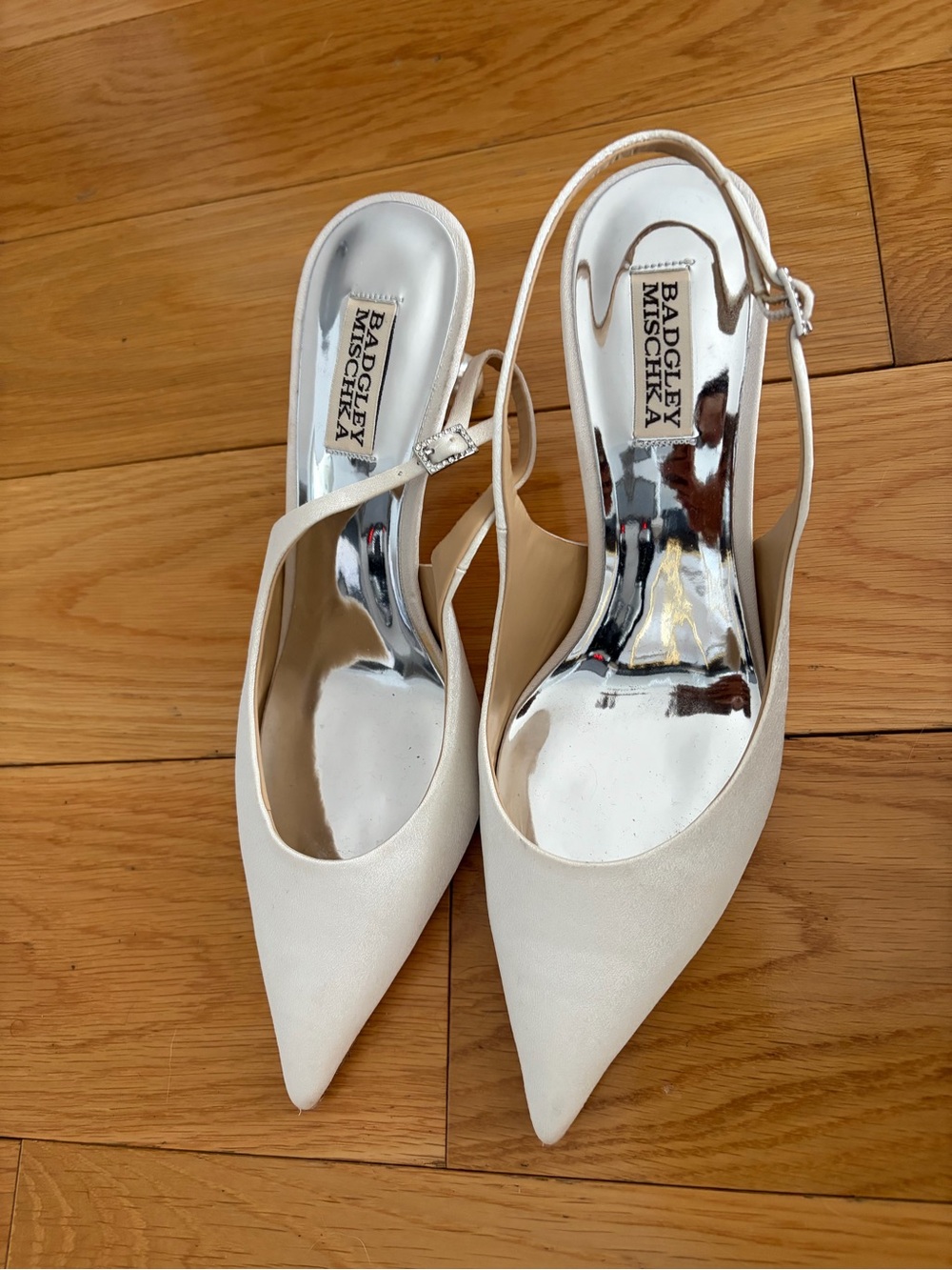 Badgley Mischka Ivory Pointed Slingback Pumps with Silver Insole